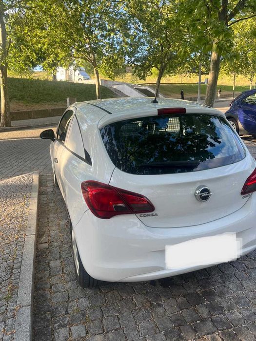 ! Opel Corsa E-Van 1.3 CDTI (1248cc, 95cv) – Económico, Fiável e Pronto a Trabalhar. Económico e com excelente desempenho é a escolha ideal!