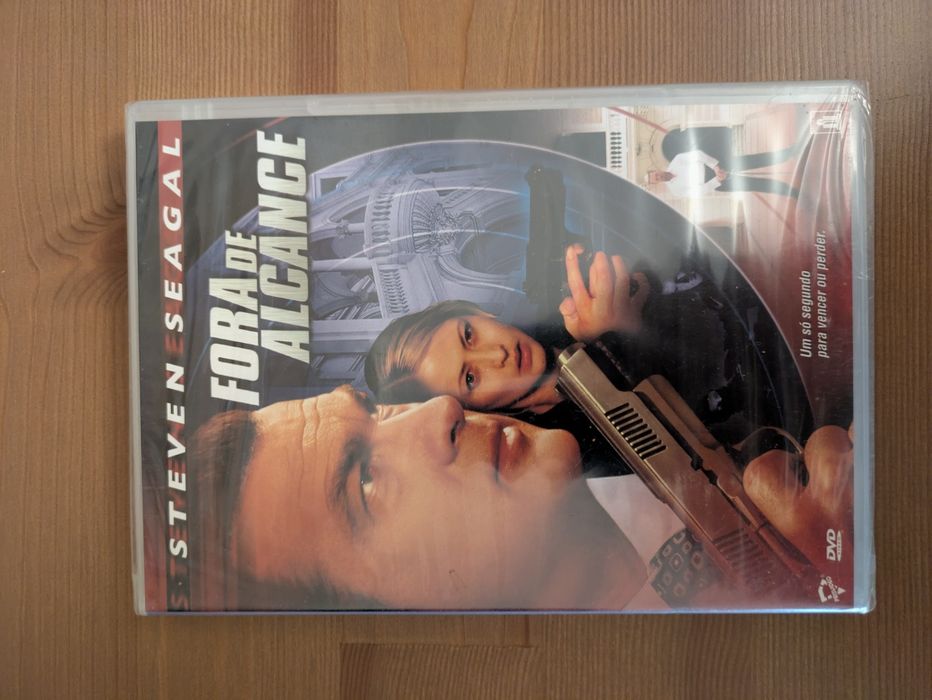 DVD NOVO e SELADO - " Fora de Alcance " (2004)