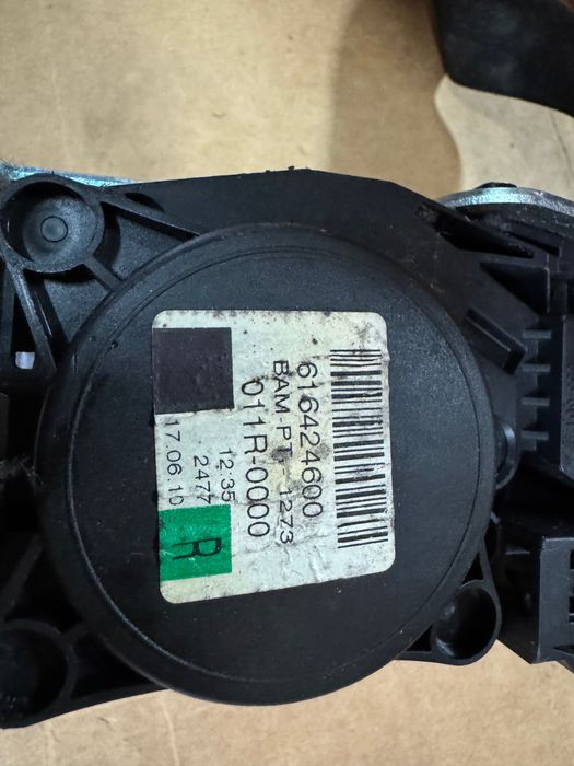 Cinto de Segurança Frente direito Mercedes W204 C200 C220 C250