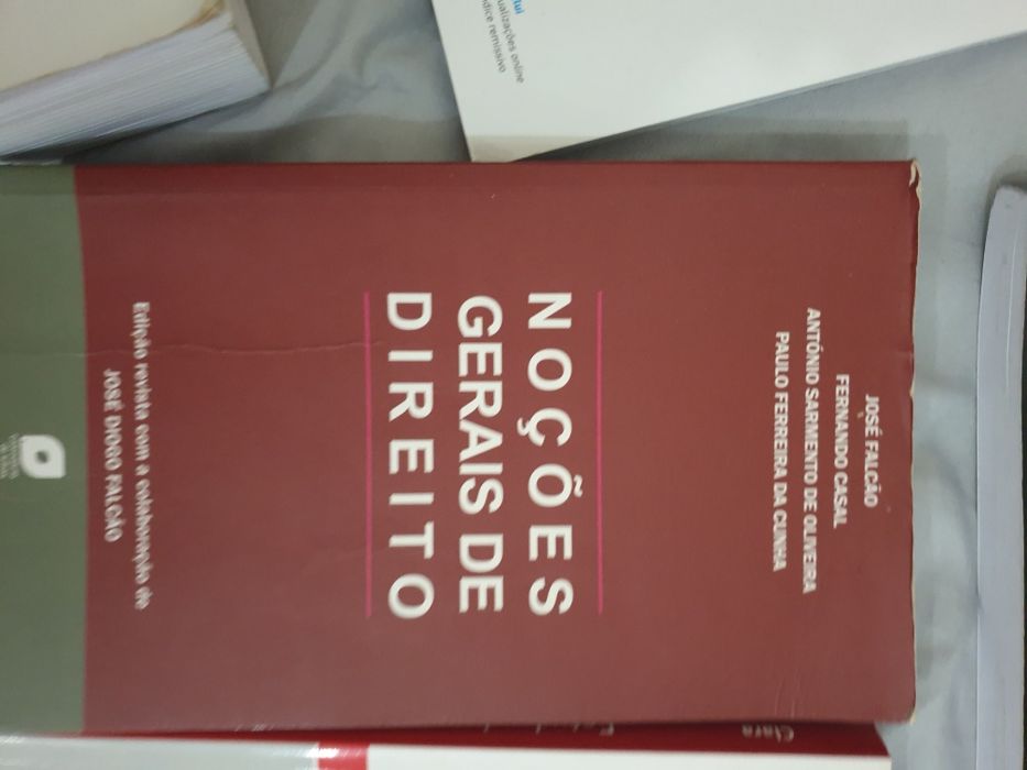 Livros do curso de comércio internacional e de engenharia 1 anol