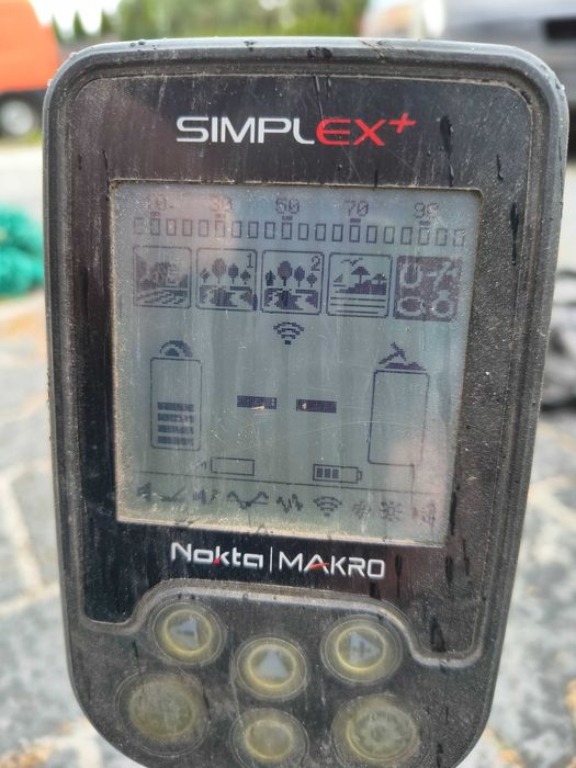 Wykrywacz metali Nokta simplex plus 2 sztuki .Okazja!