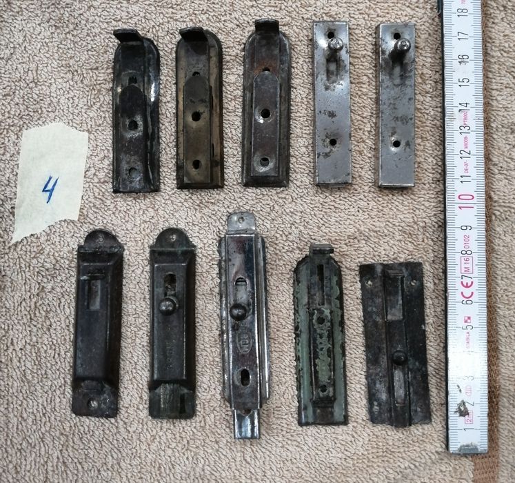 Sprzedam stare zasuwki meblowe