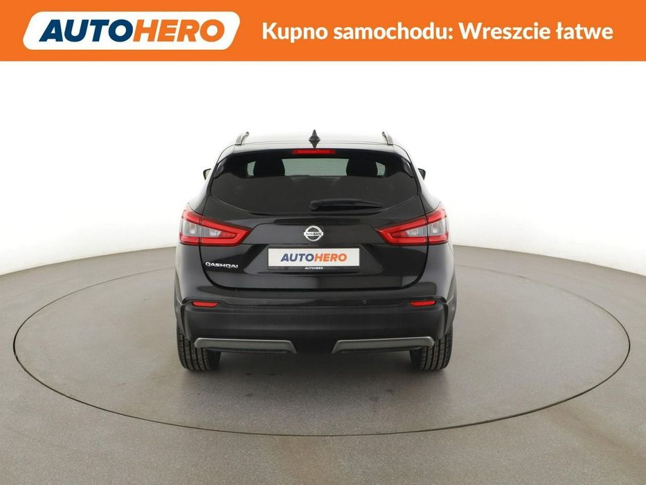 Nissan Qashqai navi klima auto panorama kamera 350 i czujniki parkowania