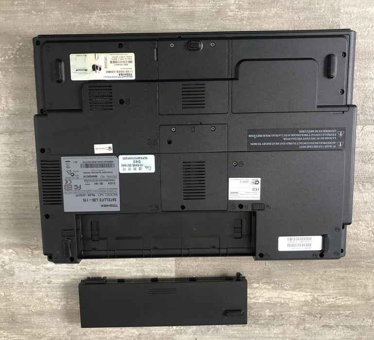 Computador Portátil Marca Toshiba