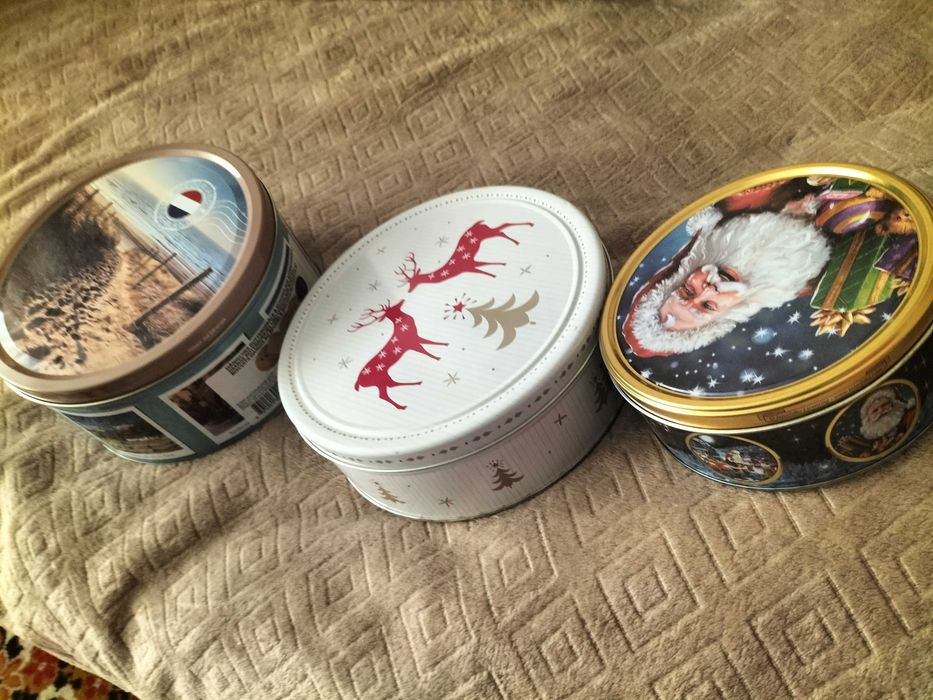 3 metalowe ozdobne pudełka