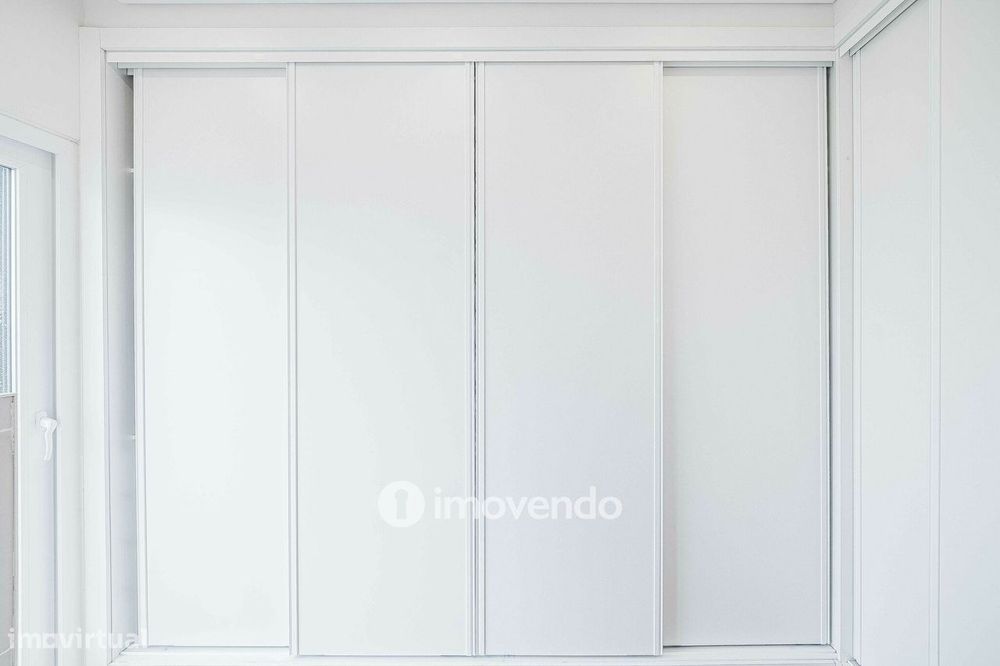 Moradia T3+1 moderna e exclusiva, com garagem e jardim, em Porto Salvo