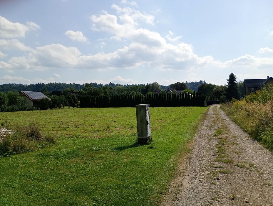 Sprzedam cztery piękne działki budowlane w Bieszczadach