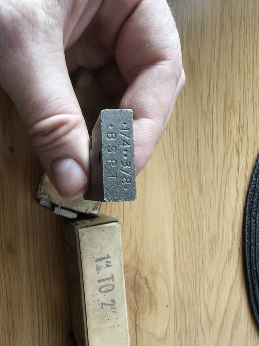 Sprzedam noże narzynki do gwintów nocy RIDGID