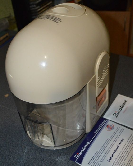 Соковыжималка центробежная Binatone JE-500