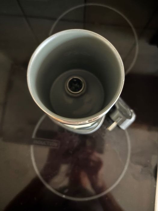 Spieczniacz do mleka Nesspresso
