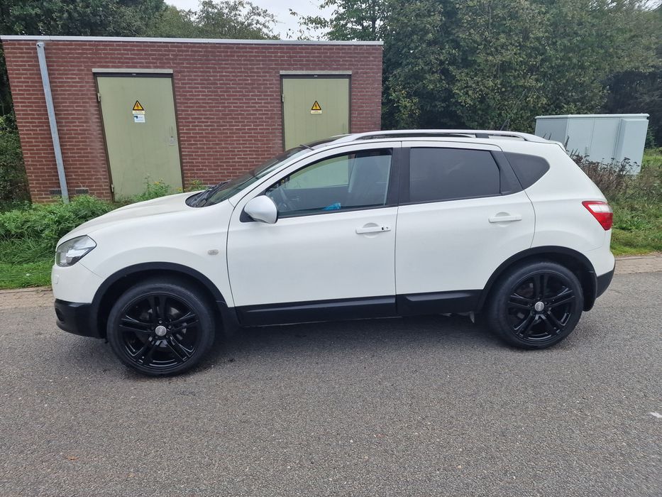 Nissan qashqai 2.0 2010 czarny matt