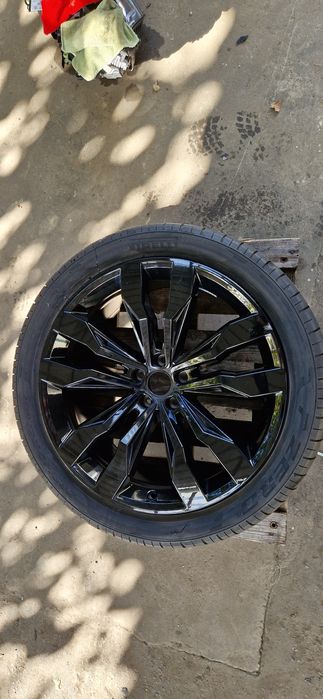 Felga aluminiowa alufelga vw Touareg III 760.601.025d 9.5jx21h2 et31