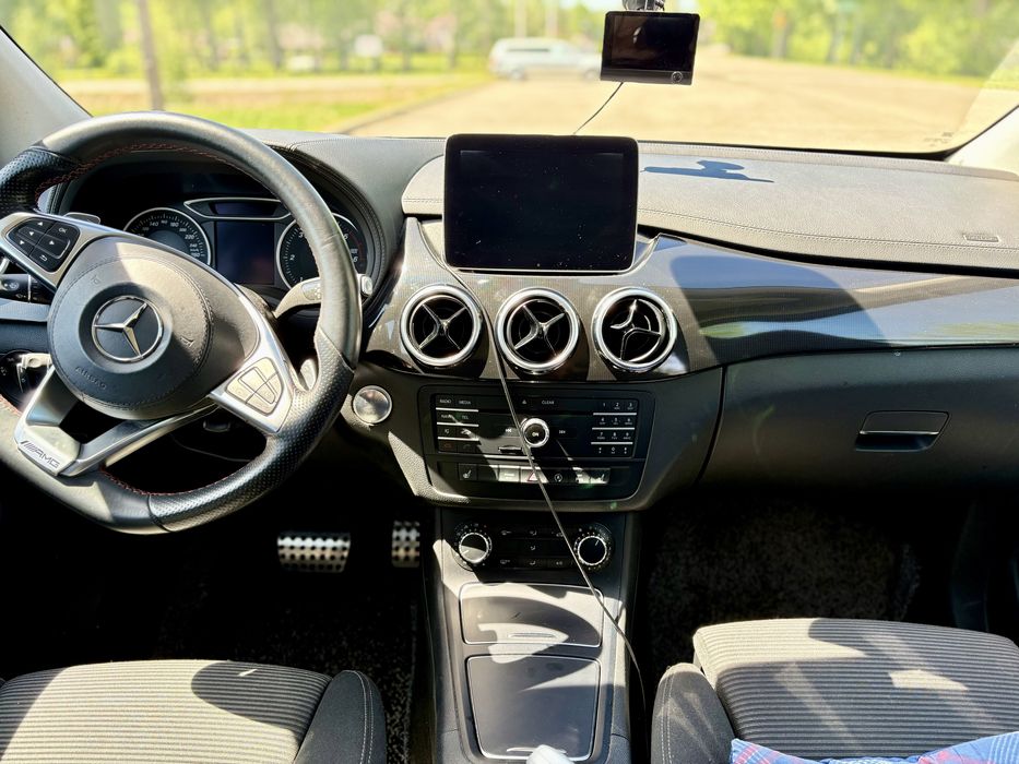 Mercedes-Benz Klasa B 220 d OM651 7G-DCT  AMG Line 50.000 km (!)