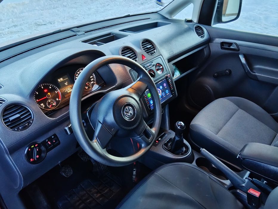 VW caddy 1.6 TDI 2012 r