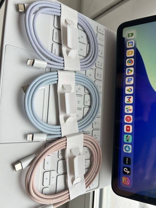 Шнур TypeC-Lightning  Apple с комплекта IMac