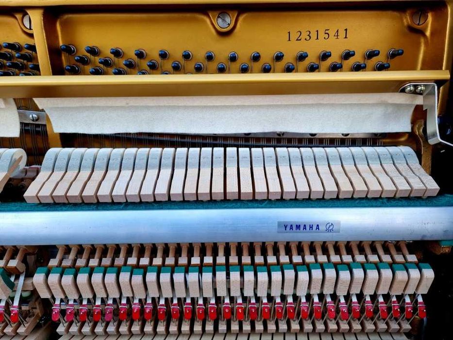 Pianino YAMAHA 100cm 1972r CIEMNY BRĄZ MAT Moderator