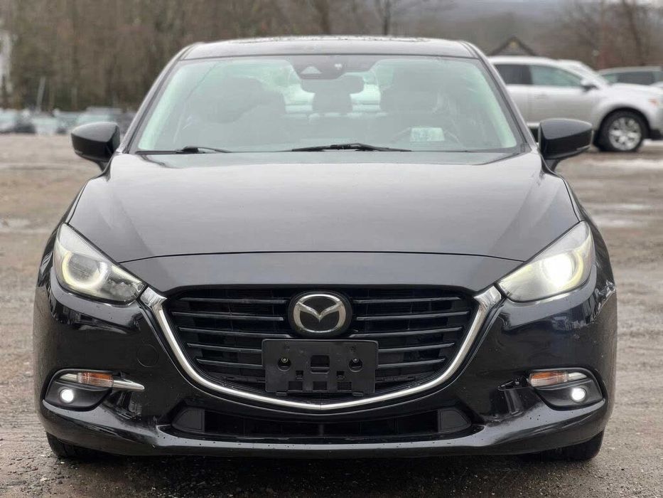 Mazda 3 Grand Touring      2017