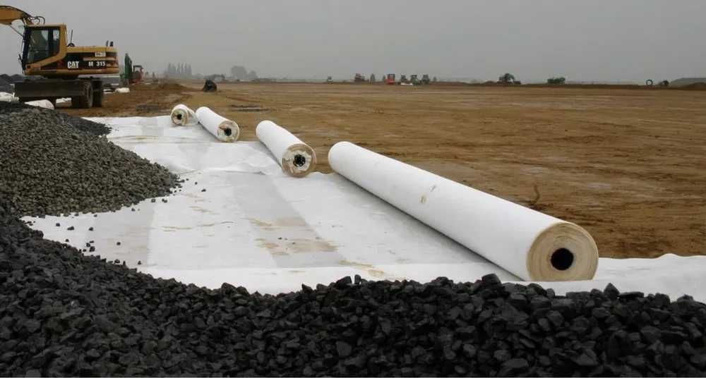 Geowłóknina Drogowa IGŁOWA do drenażu pod droge 4x50mb. 100g/m2.
