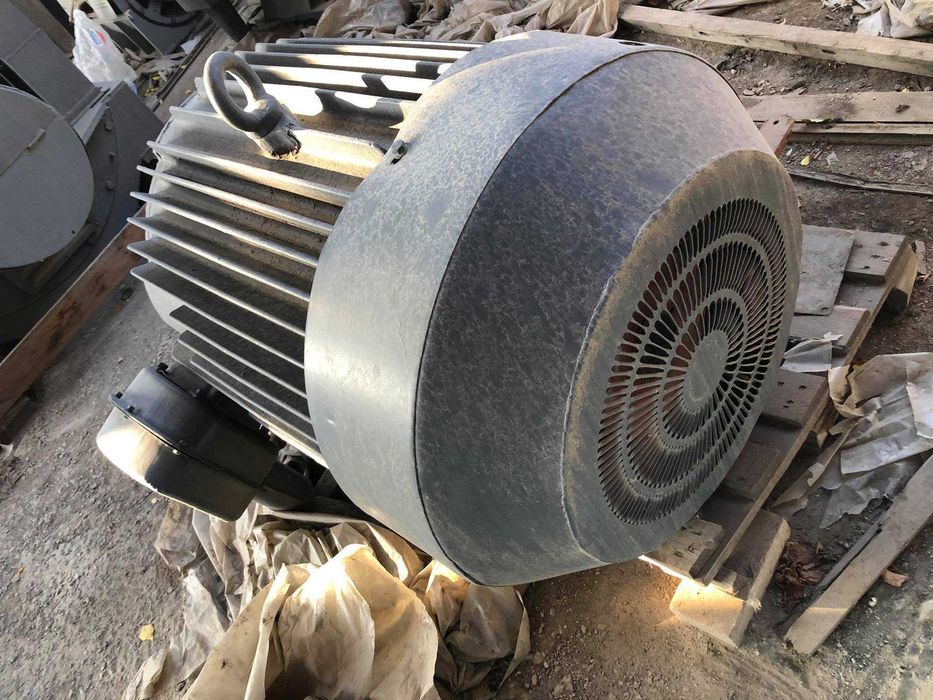 Электродвигатель АО3-400 132 кВт 600 об/мин