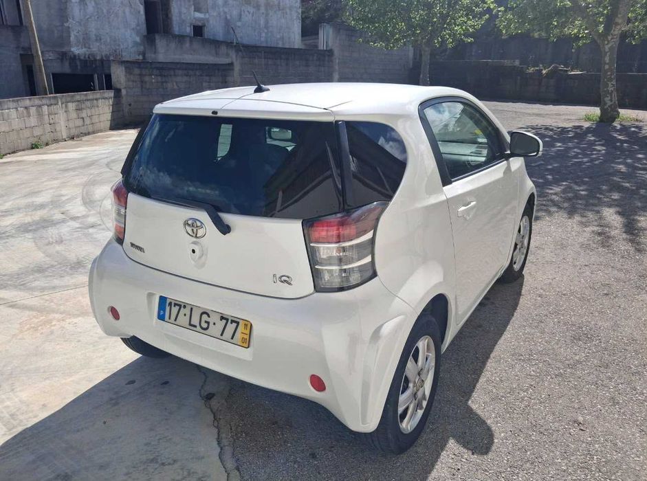 TOYOTA iQ 1.4 D-4D – Económico, Compacto e Prático | 2011 — photo 3