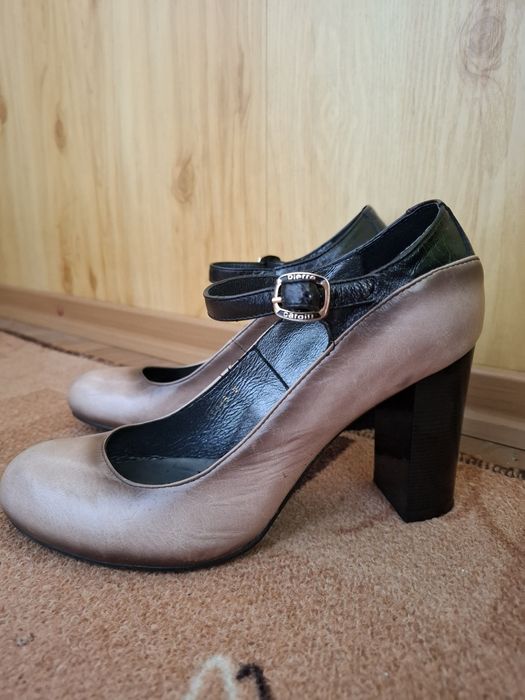 Туфлі шкіряні жіночі /лодочки/ босоніжки на каблуку