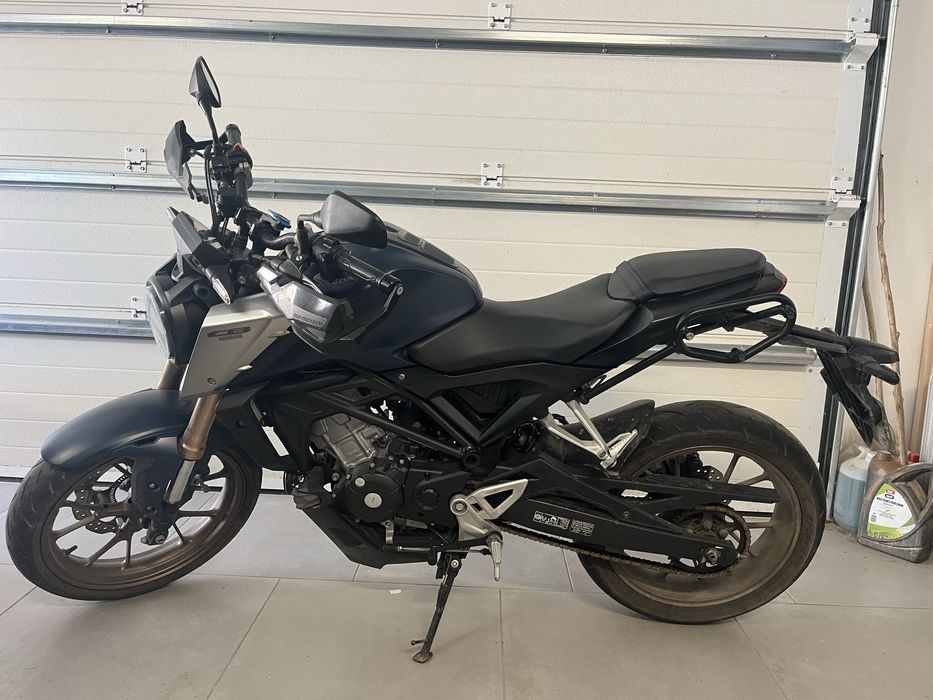 Honda CB 125R 2022