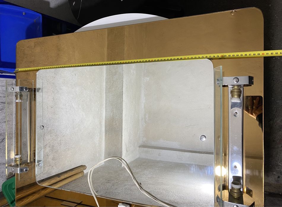 Espelho de wc com prateleira e luz