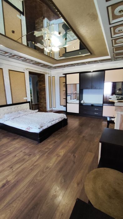 Почасово Подобово