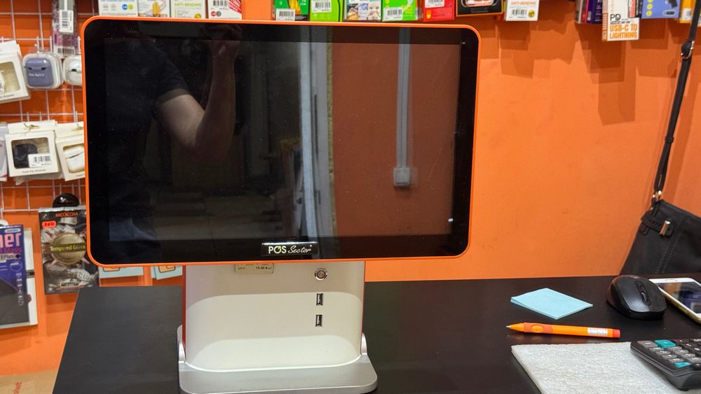 Pos термінал для магазину, кафе