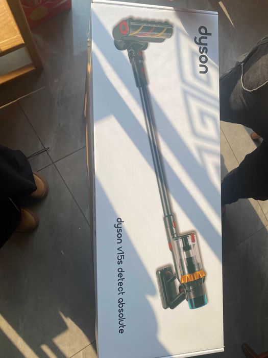 Zupełnie nowy, nieotwarty odkurzacz Dyson 15s