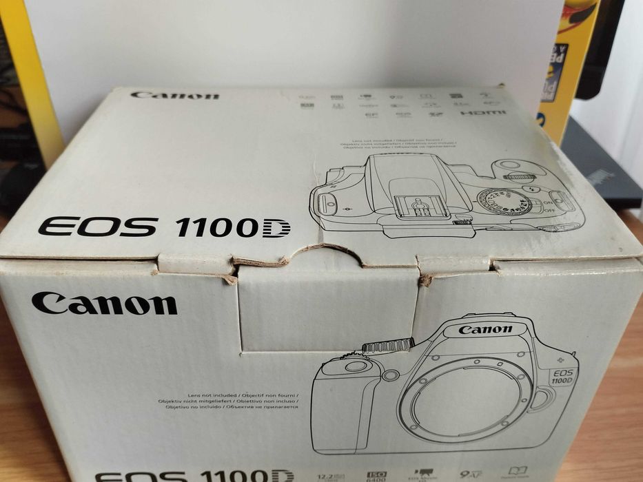 Máquina Fotográfica Canon EOS 1100D