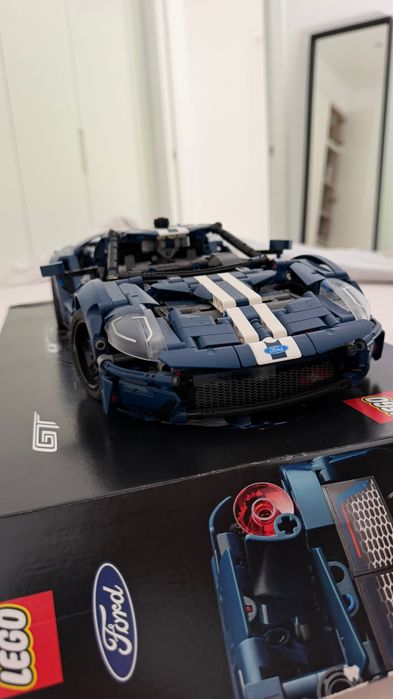 LEGO Ford GT 1466 peças