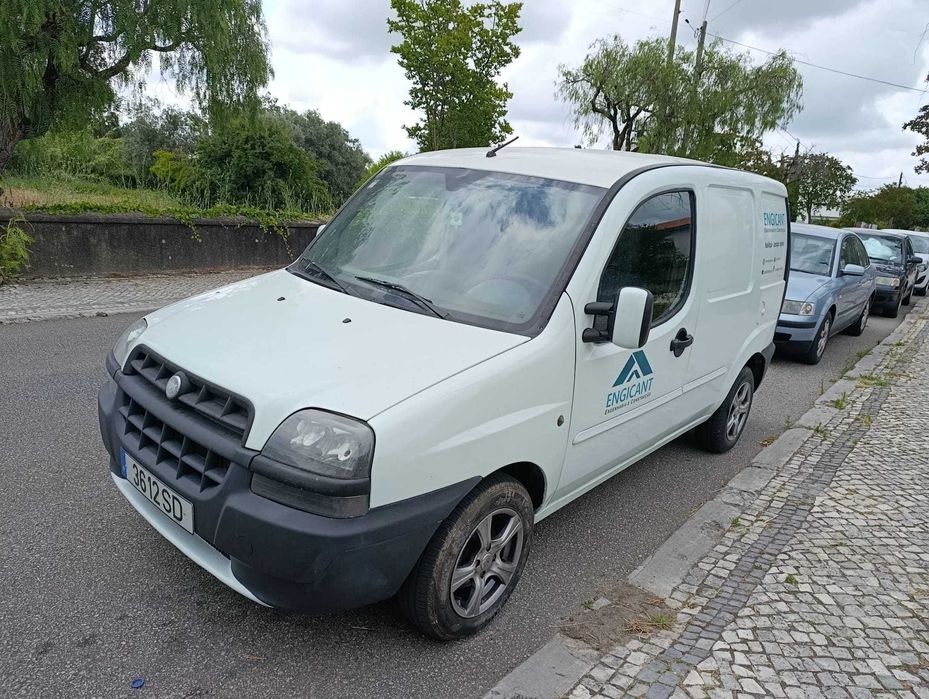 Fiat Doblo 2001 Bom Estado
