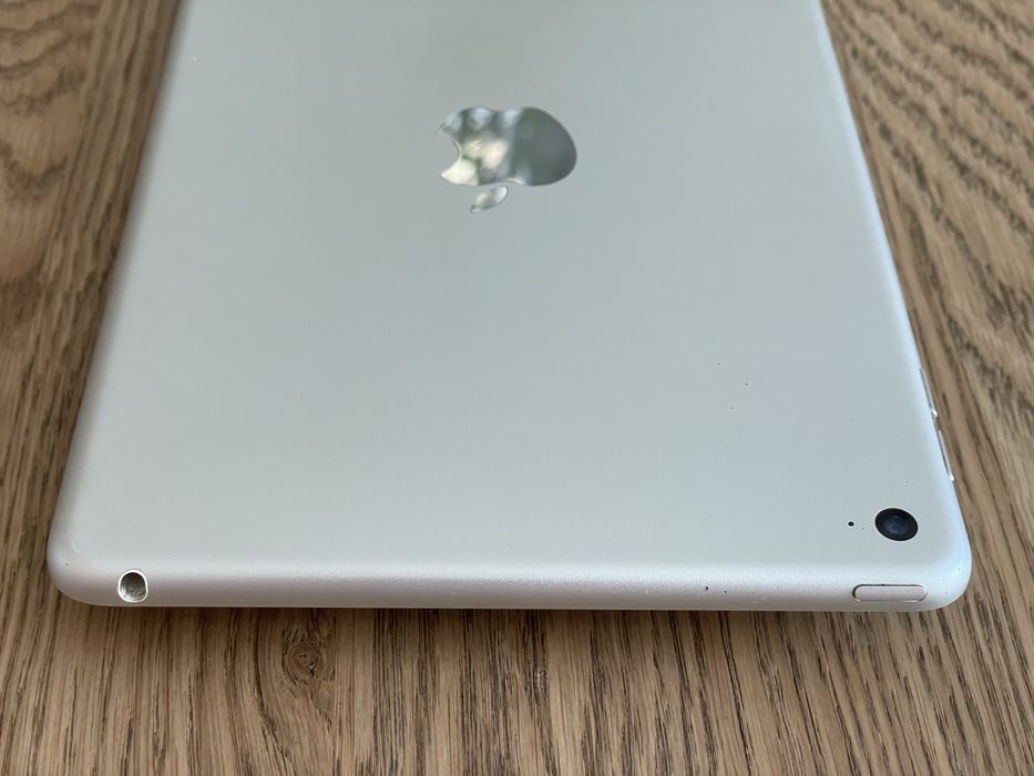 Планшет Apple iPad Mini 4. Пам'ять 128Gb. Модель Wi‑Fi