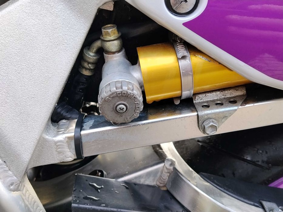 Продам YMAXA YZF750R