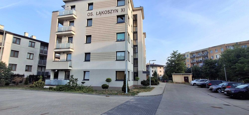 Wynajmę mieszaknie 64m parter 3pokoje salon kuchnia miejsce parkingowe klima