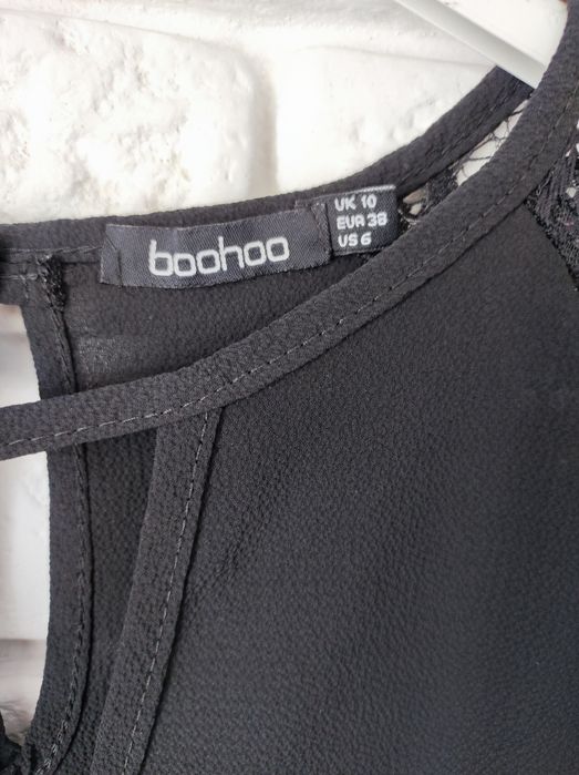Czarna bluzka z koronką zwiewna Boohoo r. 38 stan idealny