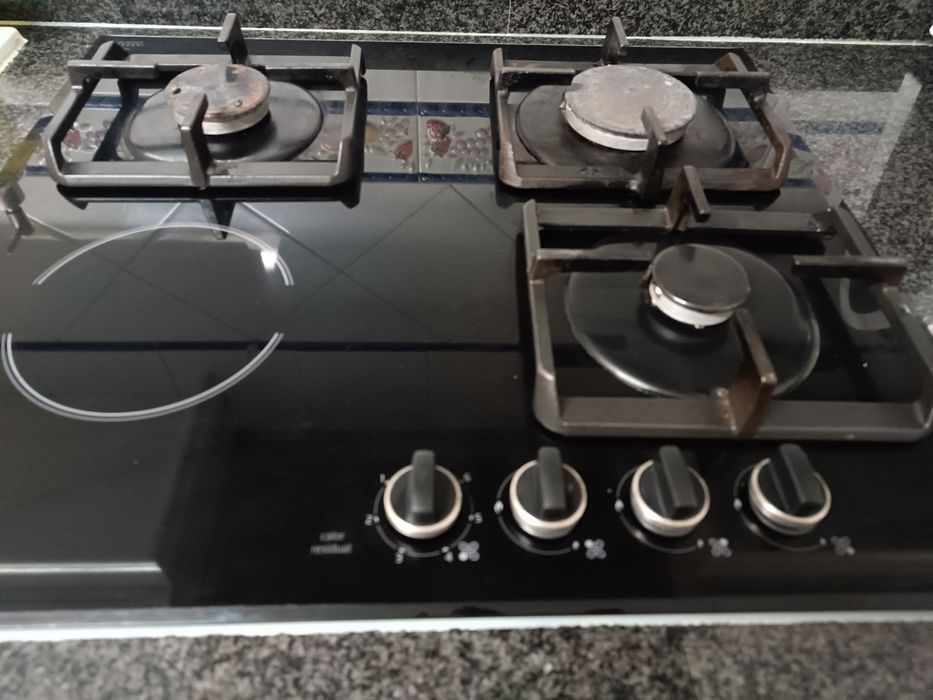 Placa mista (gás/elétrica) Balay