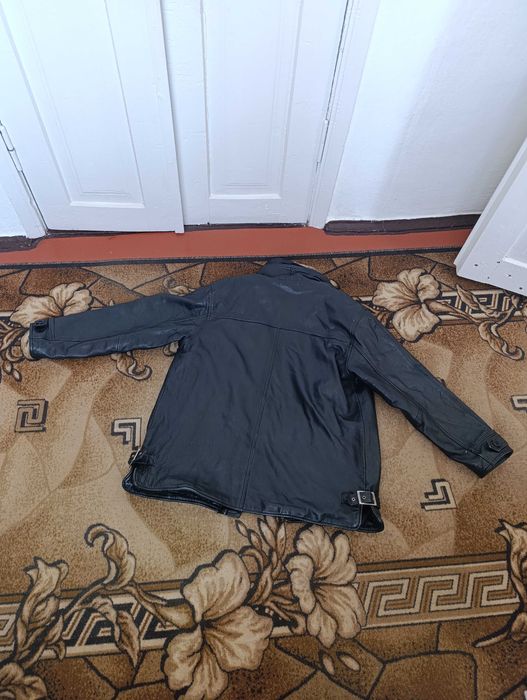 Кожана куртка з утепленням