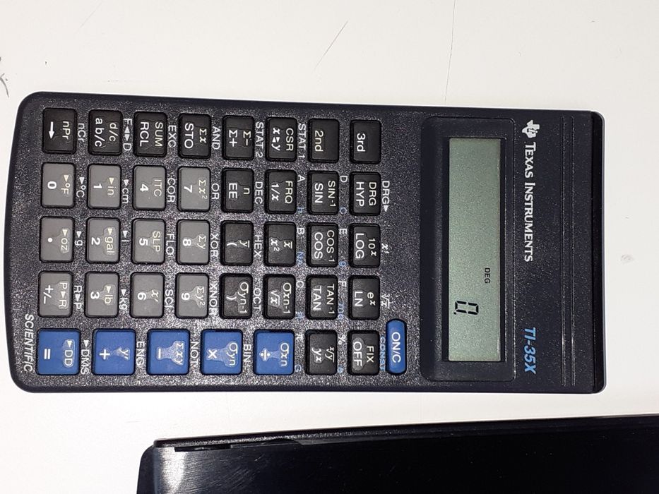 Calculadora científica Texas TI-35x