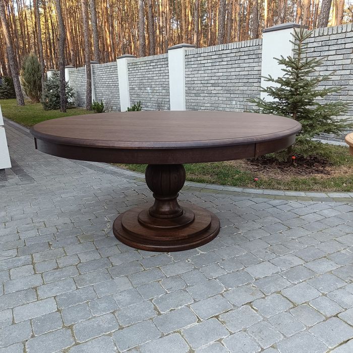 Okrągły stół dębowy model Senator lity dąb