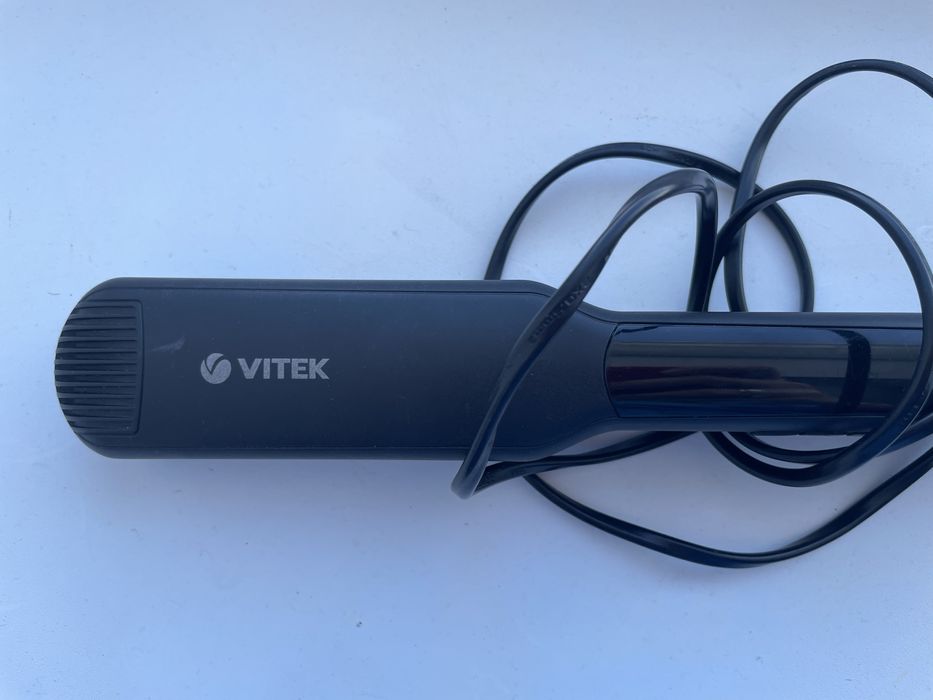 Утюжок vitek продам