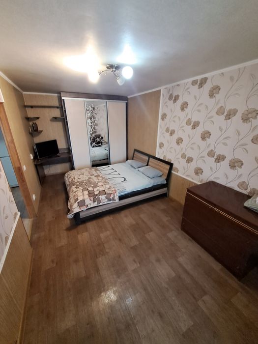 Квартира подобово. Ціна на фото 1300.  Новий рік все зайнято!