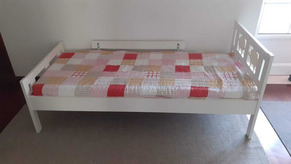 Cama criança 70x160cm com estrado e colchão espuma