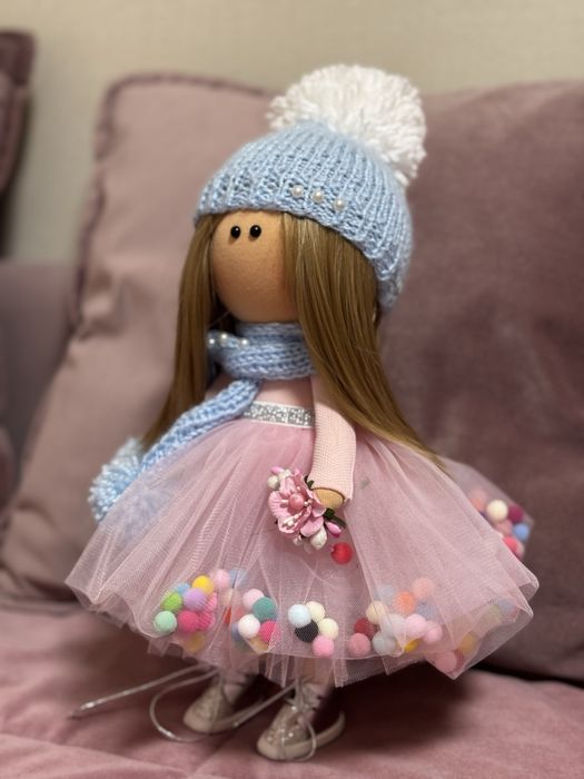 Лялька ручноіі роботи