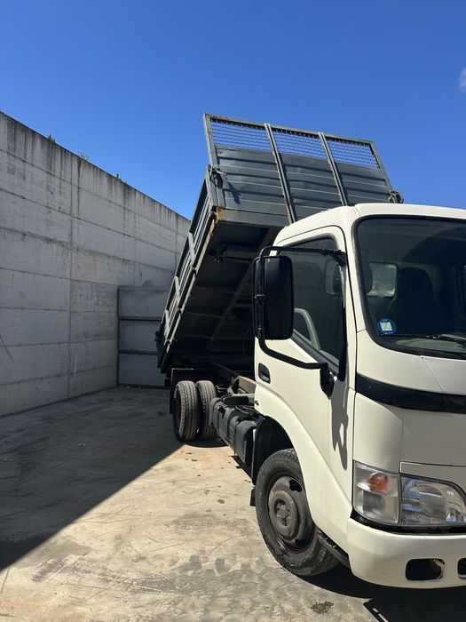 Toyota Dyna KDY230 2004