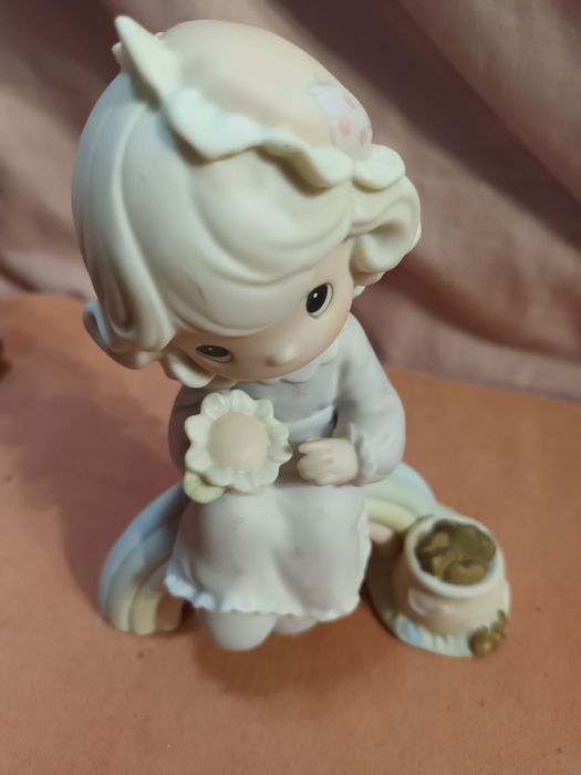 Belíssimas esculturas em biscuit em estado irrepreensível