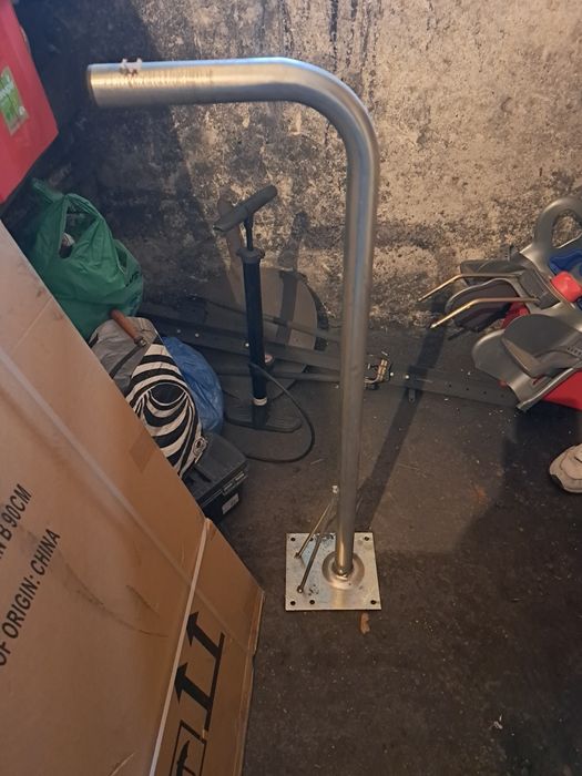 Uchwyt antenowy , anteny satelitarnej