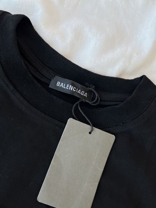 Футболка balenciaga