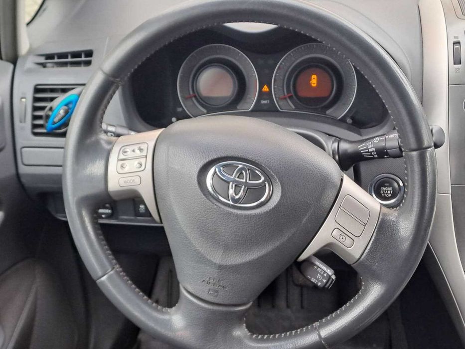 Прожам Toyota Auris 2007р.  #74002